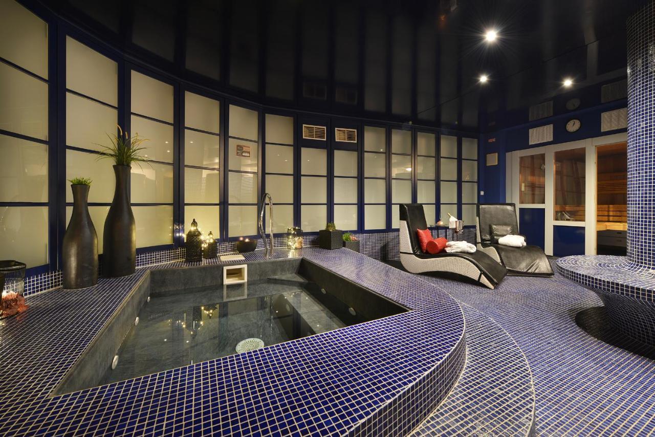 City Hotel Morris Česká Lípa Kültér fotó